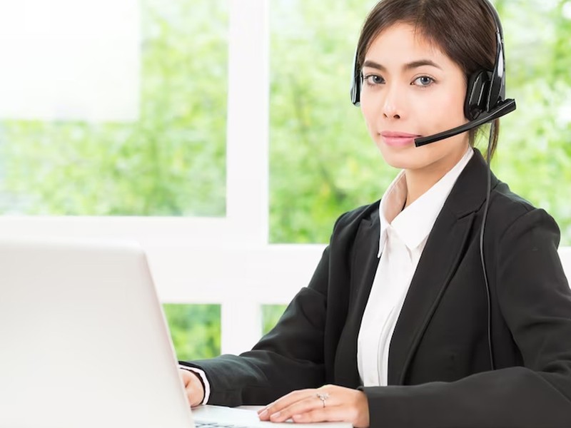 Hỗ trợ khách hàng và FAQ
